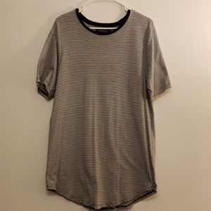 PacSun men's short sleeve tshirt